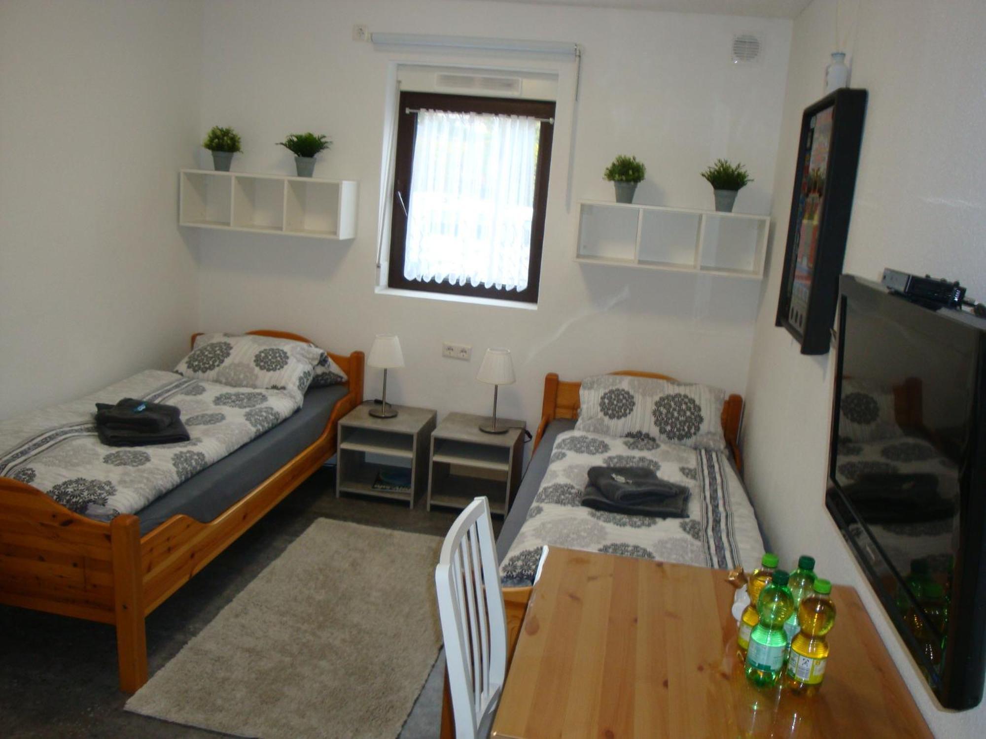 Cenet 1 Zimmer Apartment 辛德尔芬根 外观 照片
